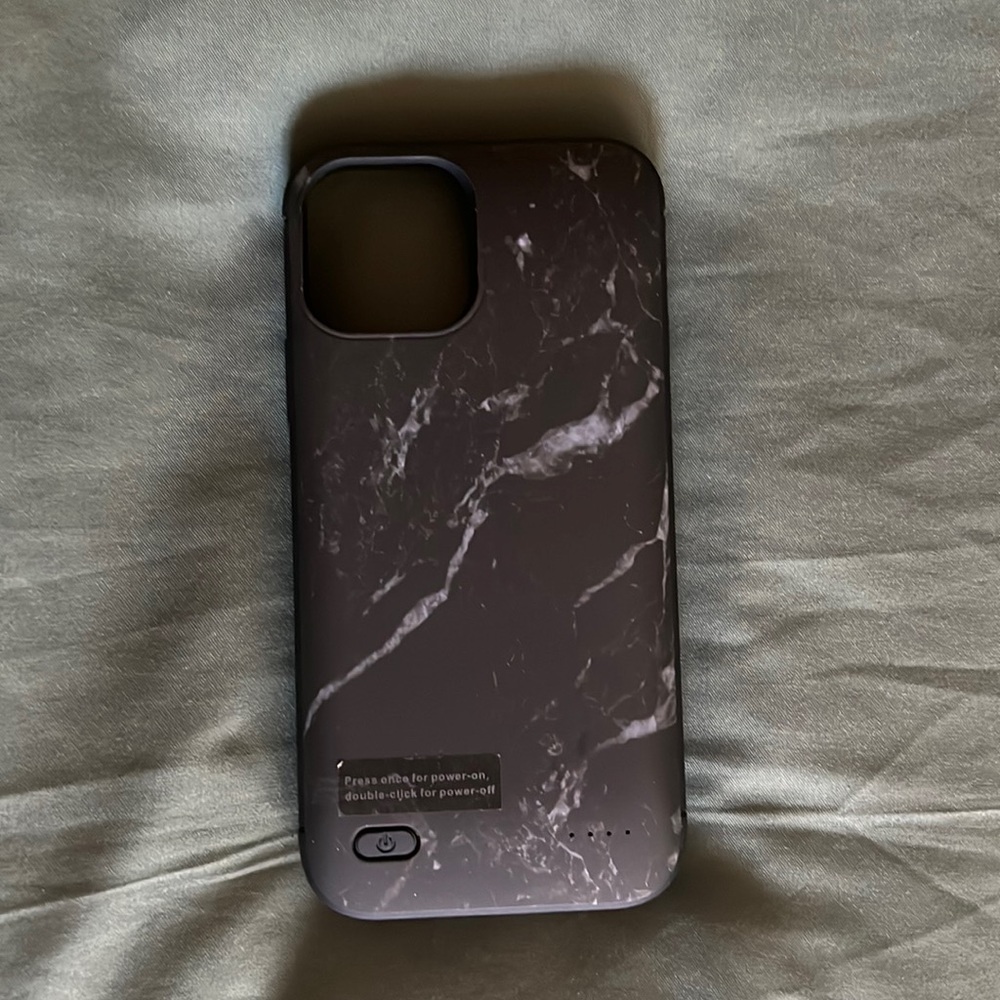 Casely Charging case IPhone 11 Pro